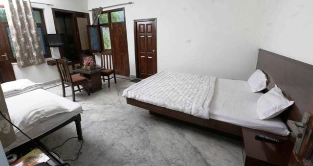 Shivanta Residency Hotell Rishīkesh Rom bilde
